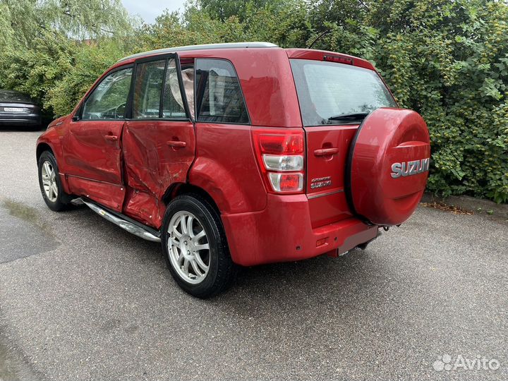 Suzuki Grand Vitara 2.0 AT, 2012, битый, 100 000 км