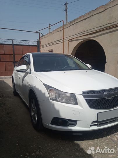 Chevrolet Cruze 1.8 AT, 2012, 270 000 км