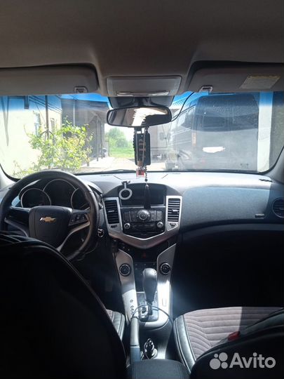 Chevrolet Cruze 1.8 AT, 2012, 270 000 км