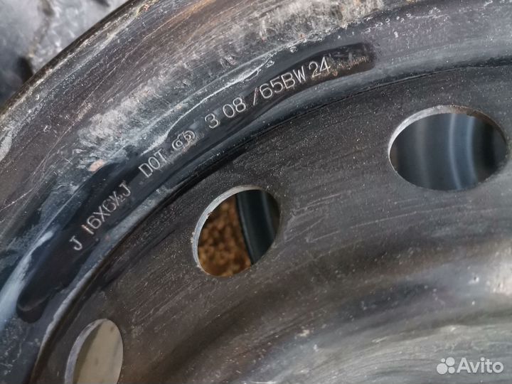 Продам штампованные диски тойота королла