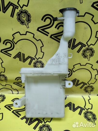 Бачок стеклоомывателя Toyota Ist NCP60 2NZ-FE