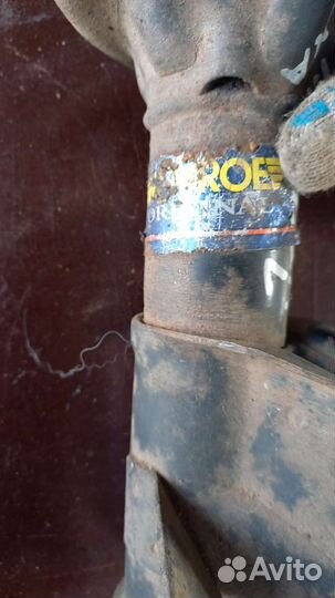 Амортизатор передний, левый. Митсубиси Каризма