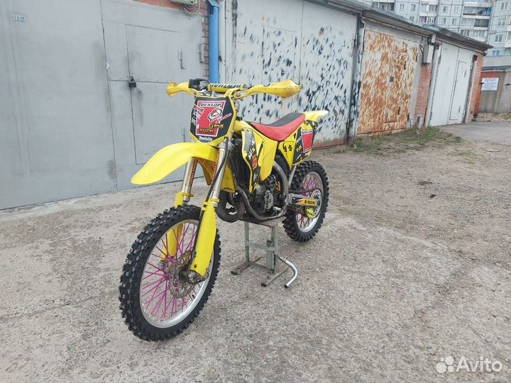 Suzuki RM 125