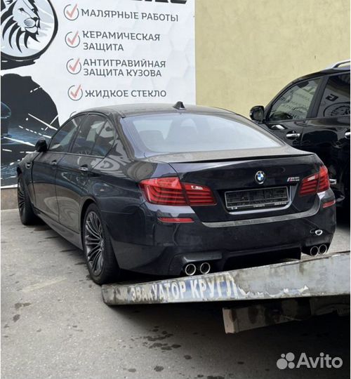 Задний Бампер на BMWm5 F10