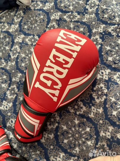 Боксерские перчатки 10oz