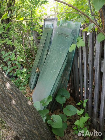 Отдам бесплатно стекло