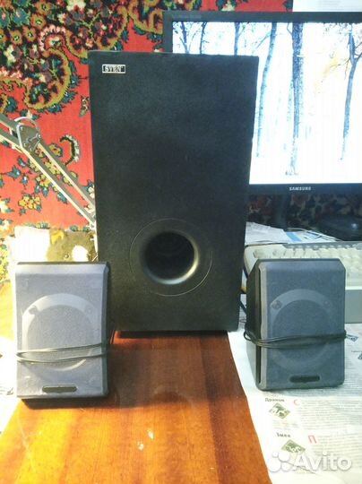 Сабвуфер с колонками sven SPS-828