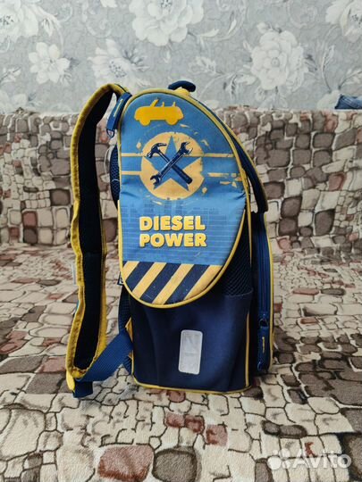 Школьный рюкзак