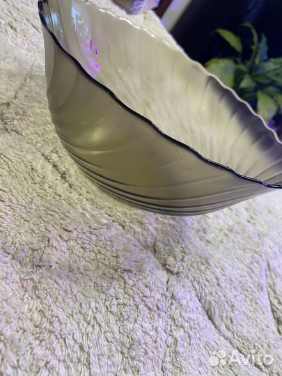 Салатник новый