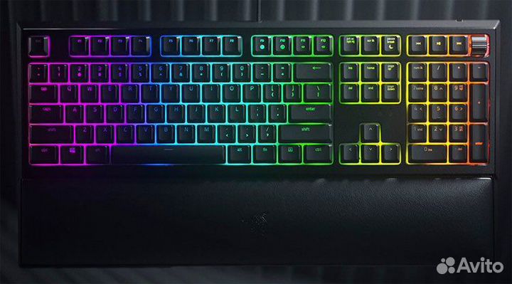 Игровая клавиатура Razer Ornata V2