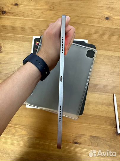 Планшет Apple iPad Pro 12.9 M2 (2022) 128Gb
