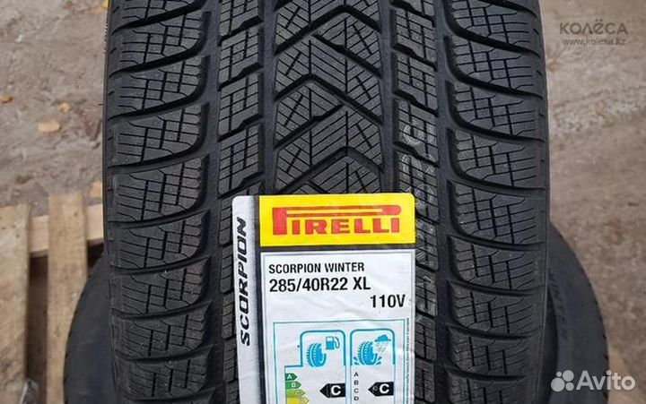 Pirelli Scorpion Winter 2 285/40 R22 110V