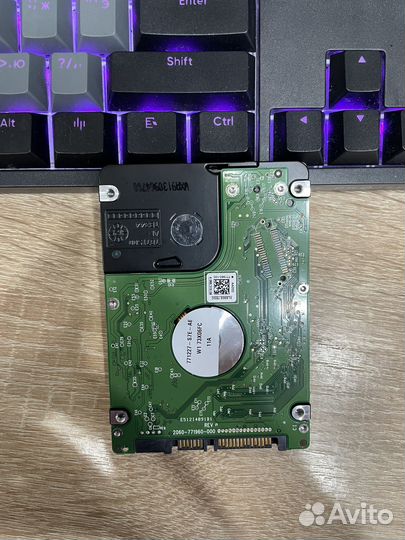 Жесткий диск 1 Тб форм-фактор 2.5