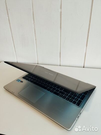 Ультратонкий Asus игровой(ssd/i5/8/две видео карт