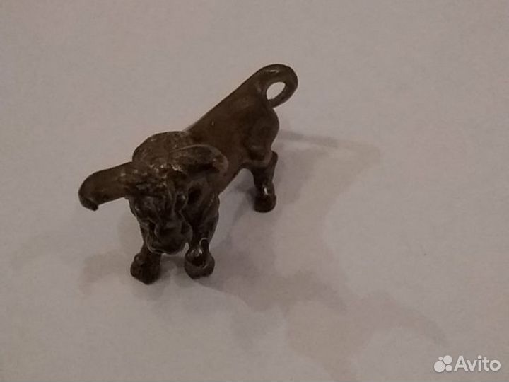 Статуэтка Бык