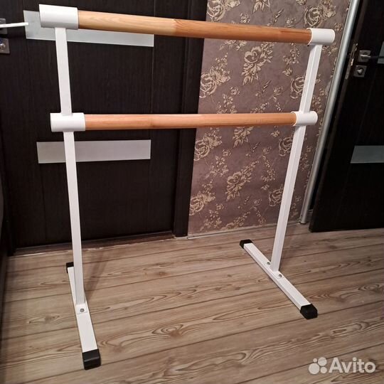 Станок для хореографии (растяжки)