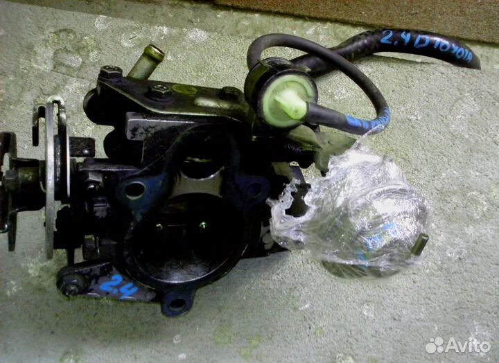 Дроссельная заслонка Toyota 2LT