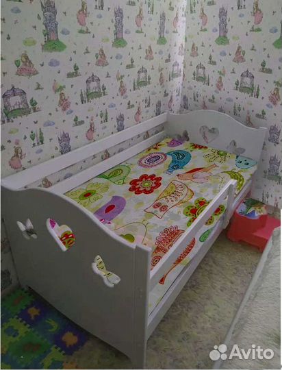 Кроватка с бортиком из натурального дерева сингл о