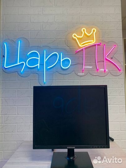 Монитор LED 19