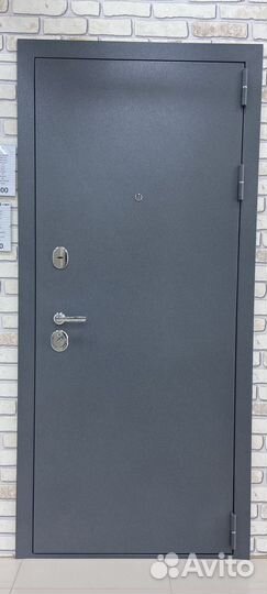 Дверь металлическая входная