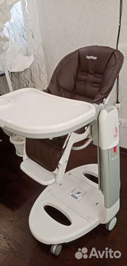 Универсальный стульчик для кормления