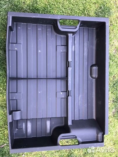 Мерседес GLK204 в багажник ванночка