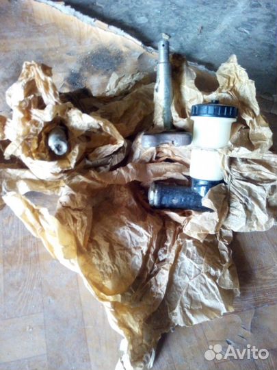 Поворотные кулаки и на Москвич 408, 412 и 2140