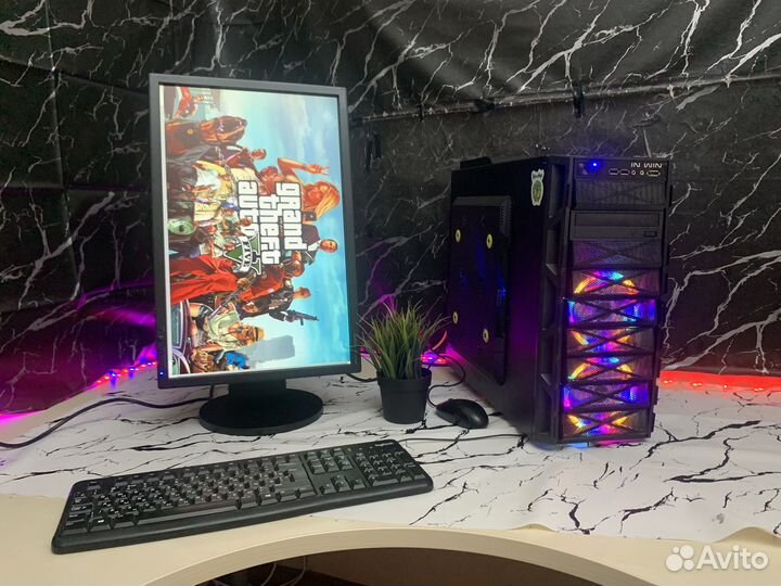Шустрый компьютер с монитором. Возможна доставка