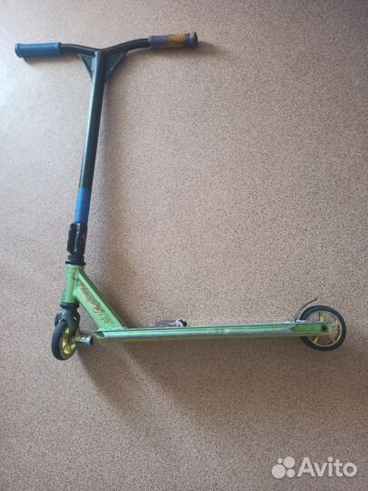 Трюковой самокат