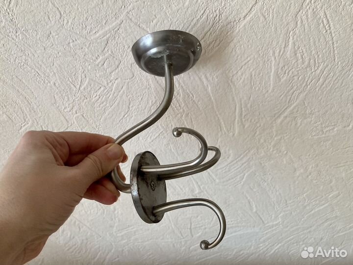 Крючок настенный