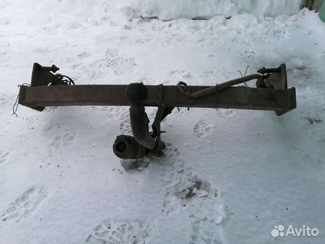 Фаркоп Renault Duster