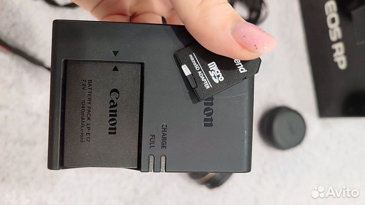 Canon EF 50mm f/1.4 USM, Canon EOS RP Body