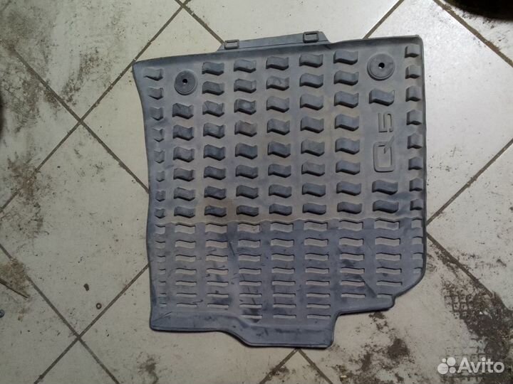 Автомобильный коврик Audi Q5