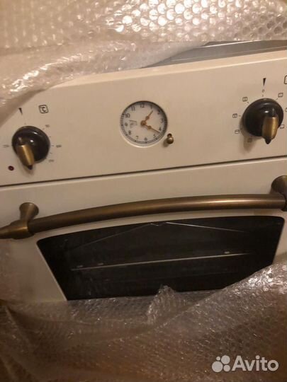 Духовой шкаф