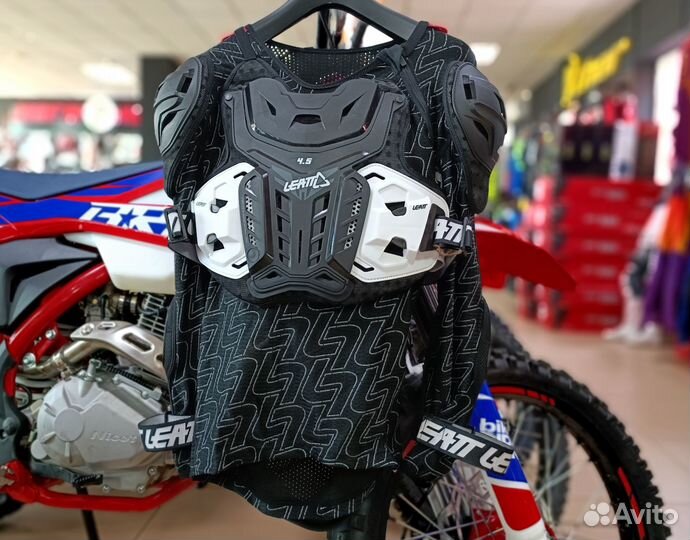 Защита панцирь leatt Boby Protector 4.5 Pro