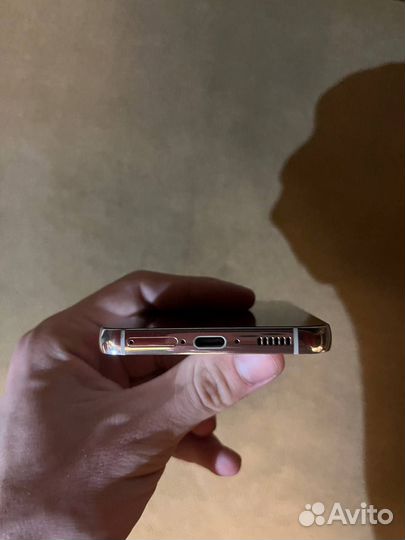 Samsung Galaxy S23, 8/256 ГБ