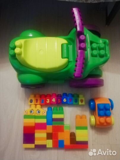 Mega Bloks Крокодил