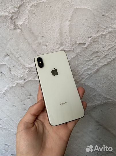 iPhone X, 64 ГБ