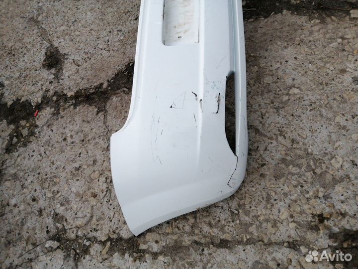 Задний бампер fiat grant punto 3 цвет белый