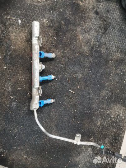 Топливная форсунка Toyota Sienta NCP81 1NZ