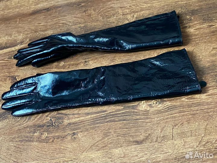 Перчатки женские кожаные новые