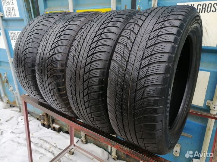 Bridgestone Blizzak LM-001 225/55 R17 97H