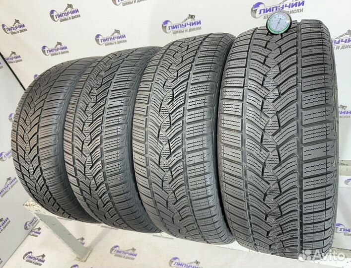 Goodyear UltraGrip Performance 225/40 R18 95H