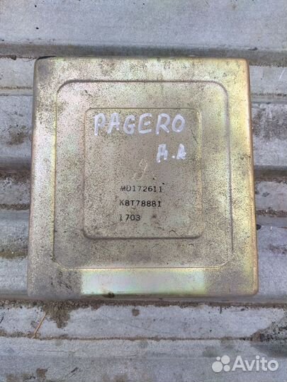 Блок управления двигателем Mitsubishi Pajero 1996