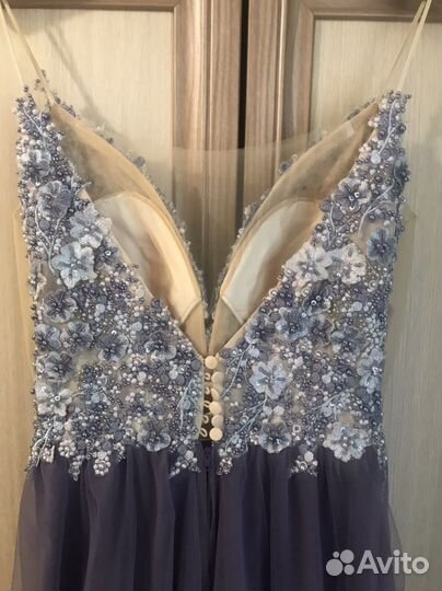 Вечернее платье