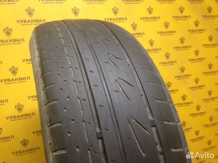 Bridgestone Playz RV PRV 215/70 R15 92V