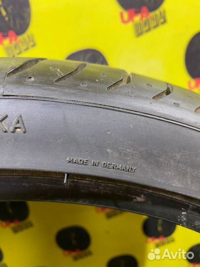 Pirelli P Zero 235/35 R19