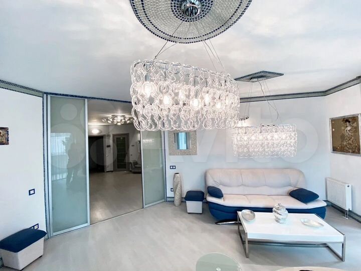 3-к. апартаменты, 152 м², 3/17 эт.