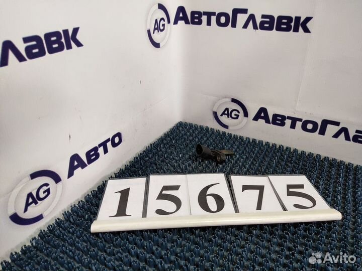 Датчик ABS Volkswagen Passat