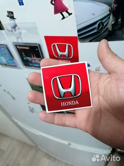 Наклейки миньонов